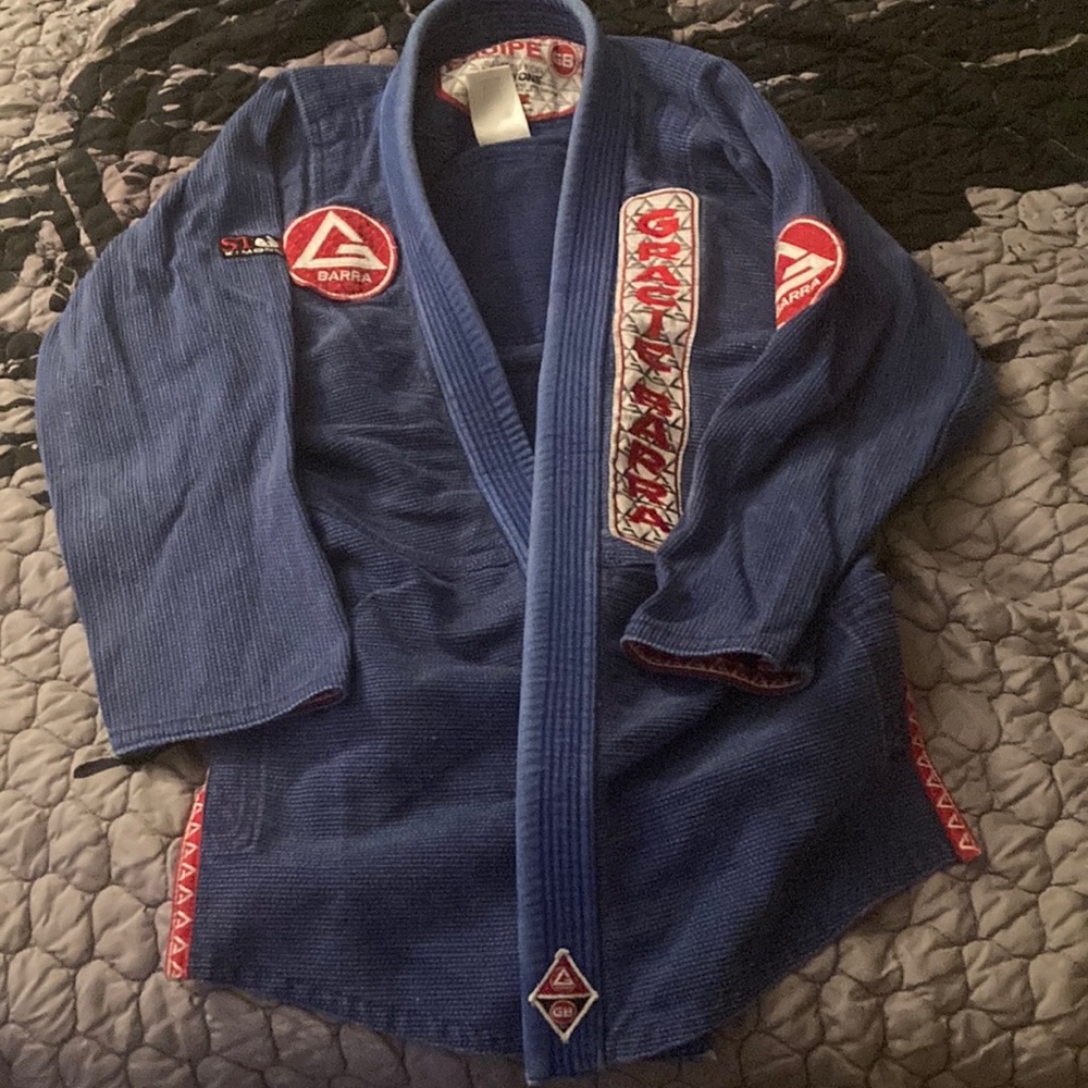 Medium sized blue ju jitsu gi Gracie Barra